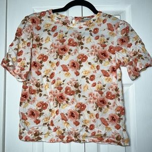 abercrombie back buttoned flower blouse